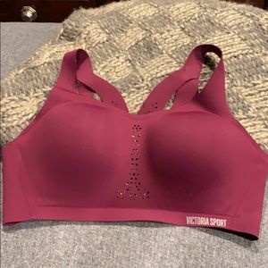 Victoria’s Secret Angel Max Sports Bra 38C